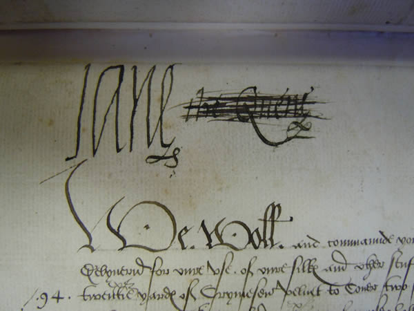 MS 328, doc36r. Signature of Lady Jane Grey as Queen, 16thC MS 328, doc36r. Signature of Lady Jane Grey as Queen, 16thC