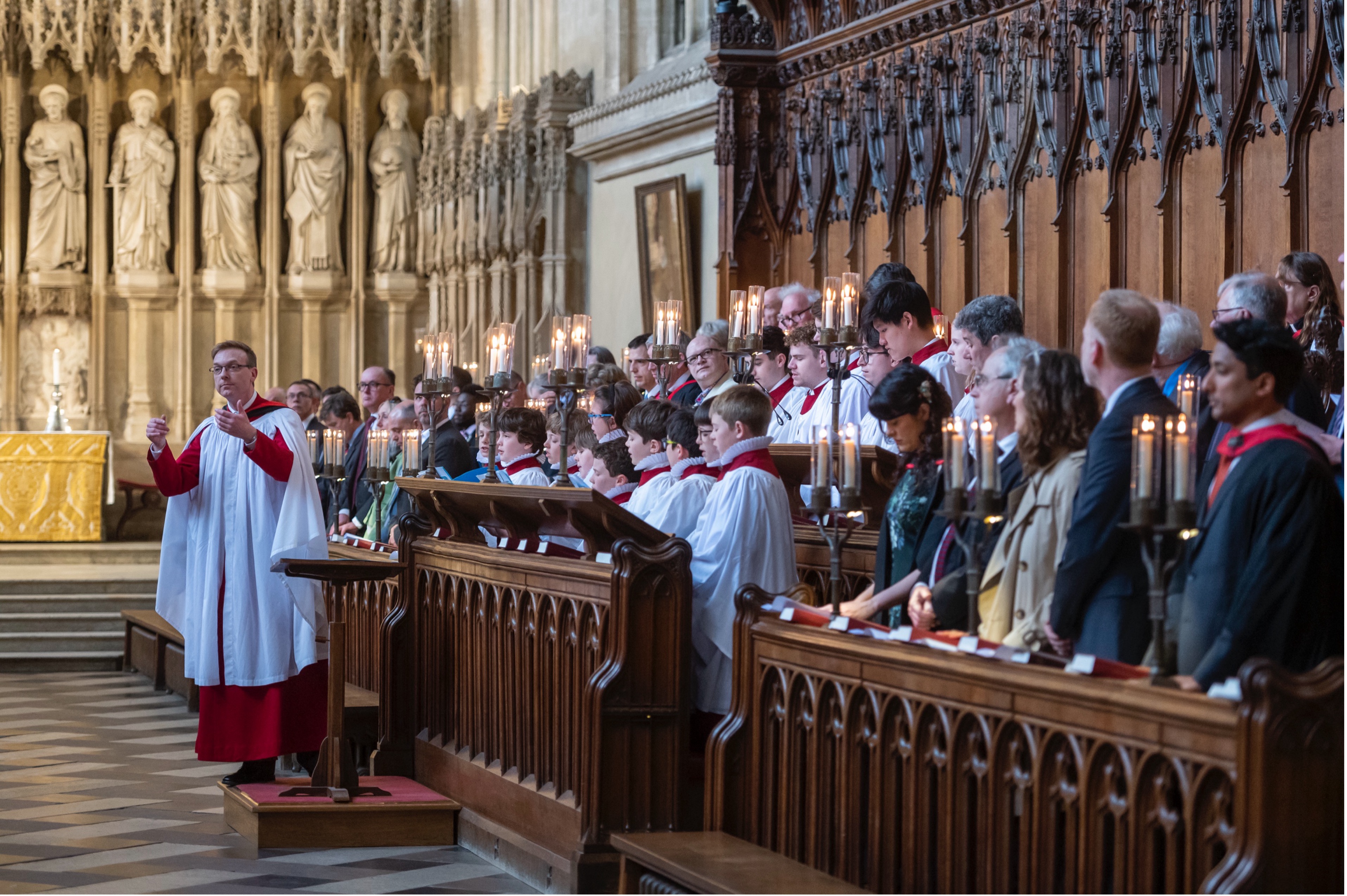 Robert Quinney conducts the New College choir at Matins in Chapel