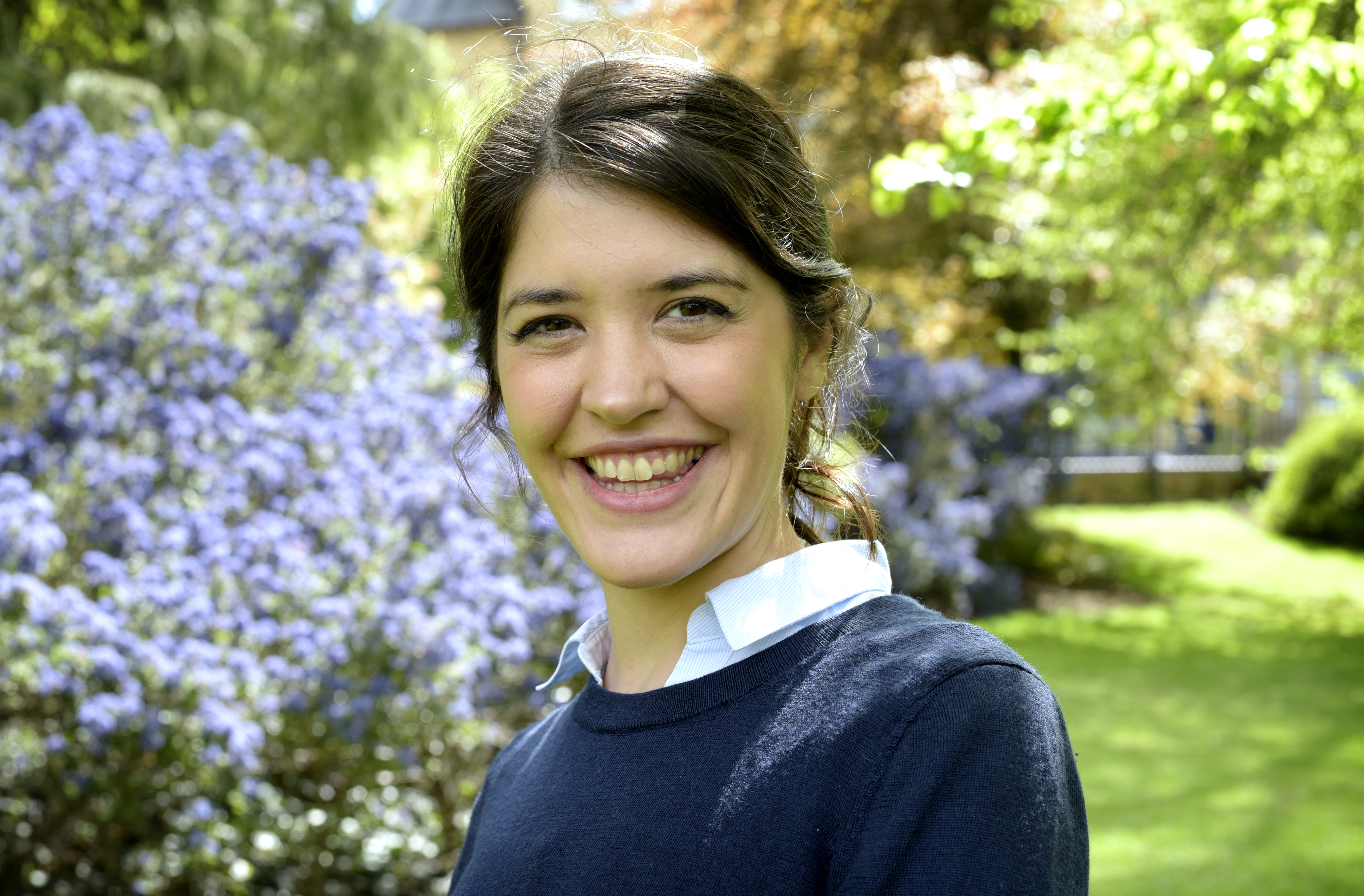 Professor Natalia Ares