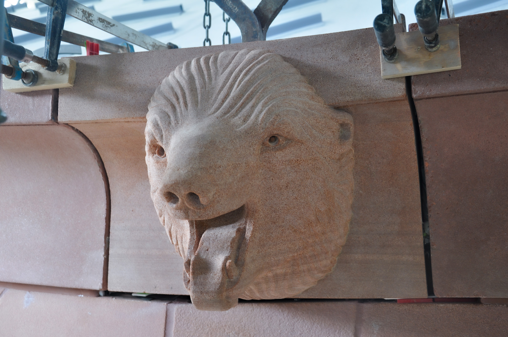 Gargoyle of a polar bear's head