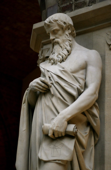 Statue of Euclid in the Natural History Museum, Oxford