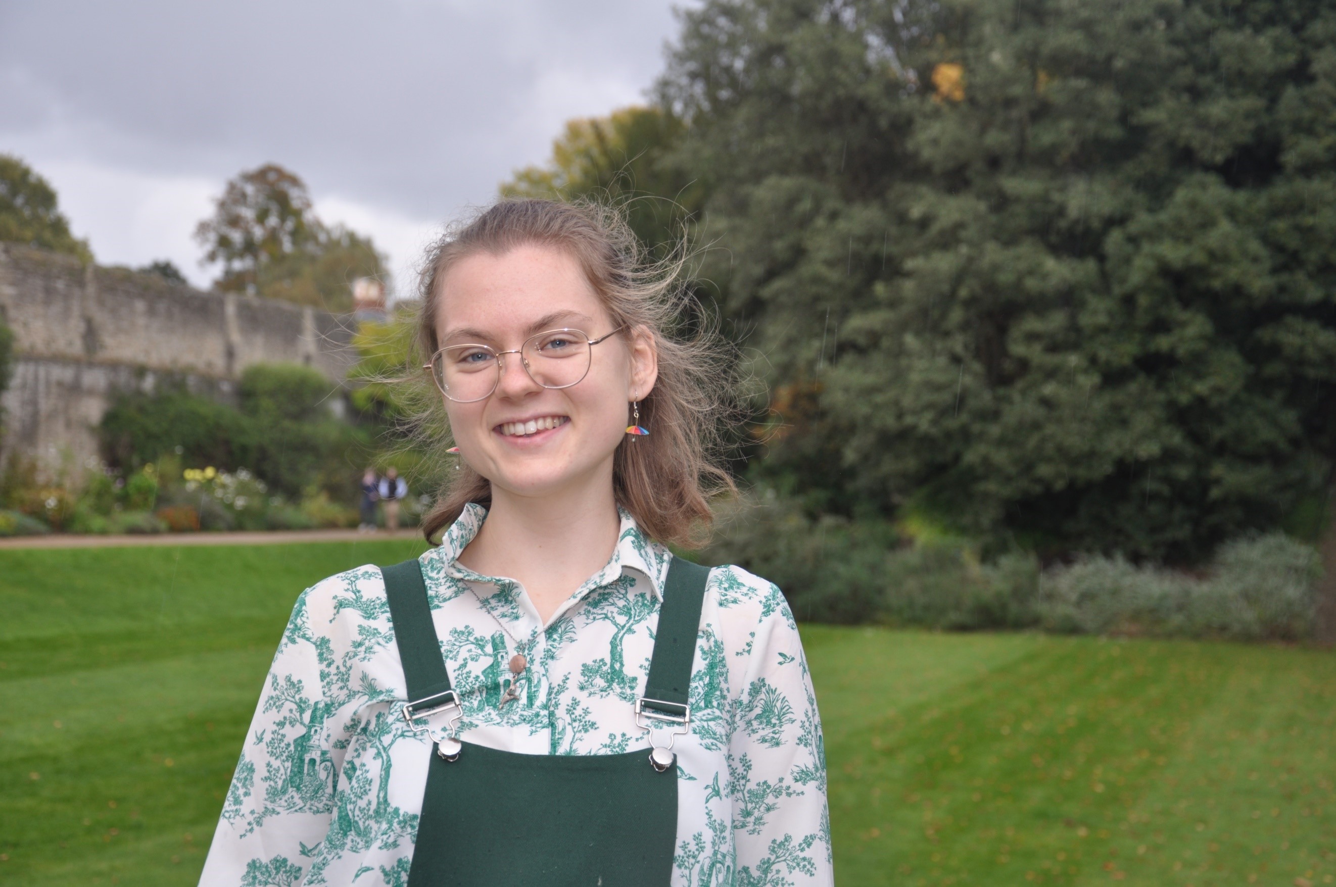 Maria in New College gardens