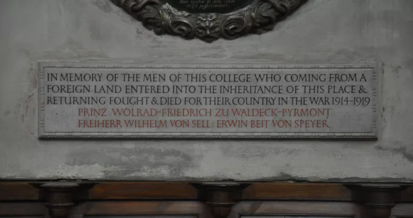 Memorial to New College students who died fighting for Germany