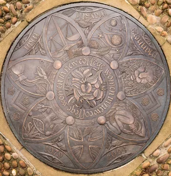 25th Anniversary of Women Plaque