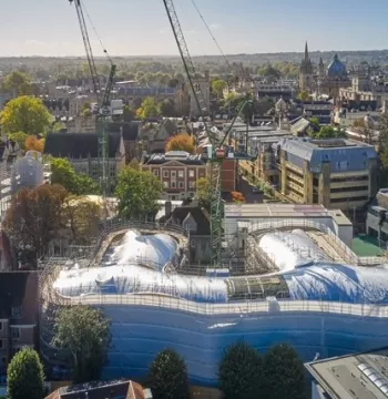 Gradel Quadrangles with two cranes and looking over to the centre of Oxford
