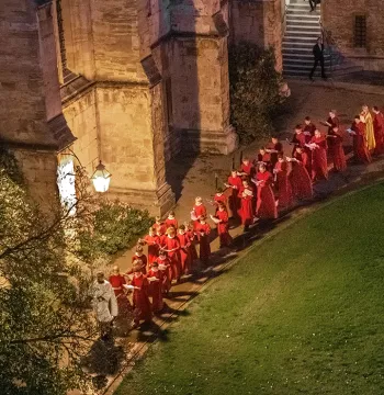 Choir processing around the Front Quad